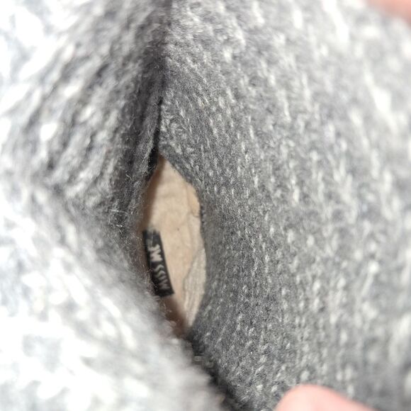 Miss Me Boots Women's 7 Grey Wool Knit Cozy Buttons Cardi Winter Warm Comfy - Picture 5 of 5